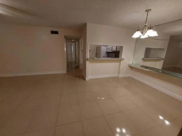 $1,850 | 201 Foxtail Drive, Unit G1, Greenacres, FL 33415