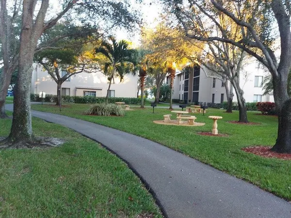 $1,850 | 201 Foxtail Drive, Unit G1, Greenacres, FL 33415