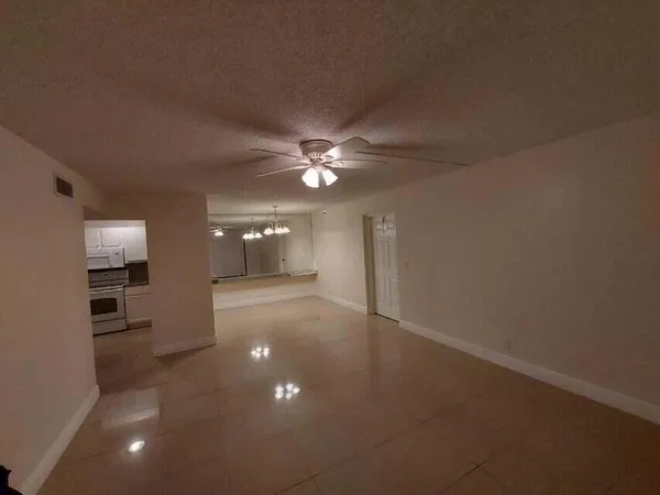 $1,850 | 201 Foxtail Drive, Unit G1, Greenacres, FL 33415