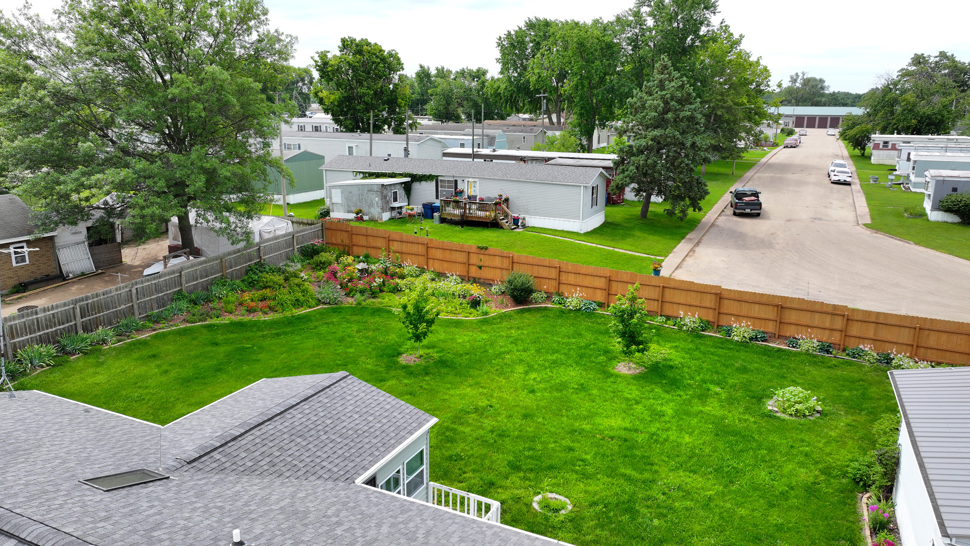 1815 9th Street Camanche, IA 52730 - Photo 3 of 37
