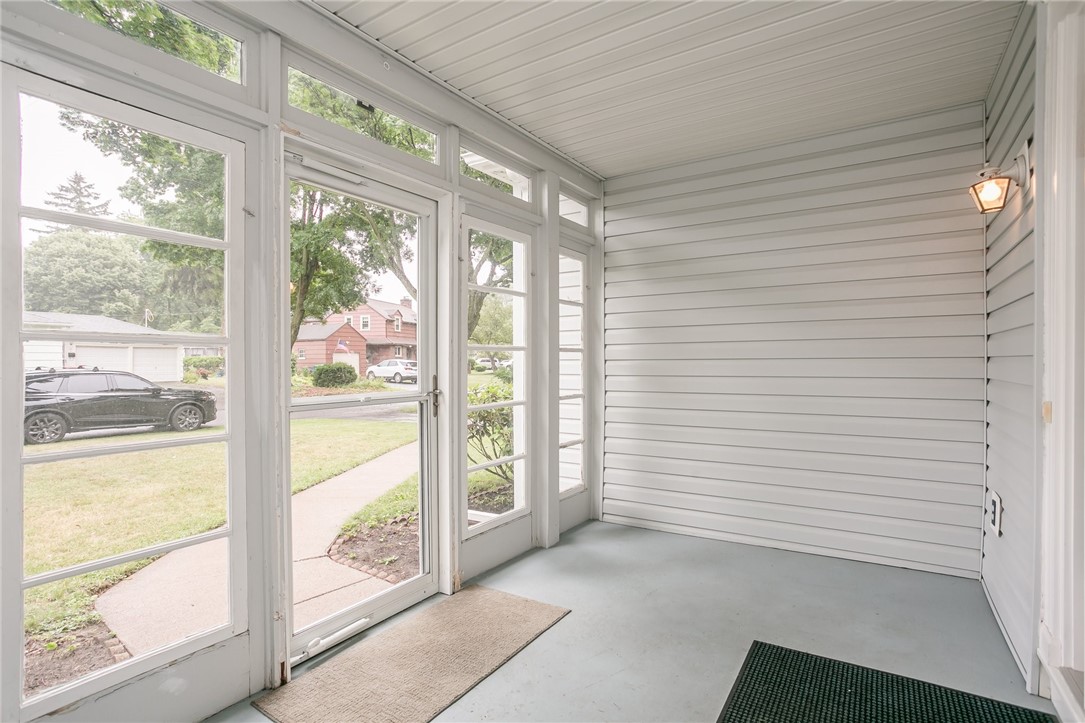 41 Parkside Crescent Irondequoit, NY 14617 - Photo 6 of 41