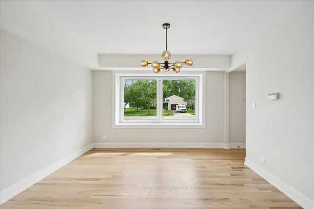 $699,900 | 303 Cedarbrook Road, Naperville, IL 60565