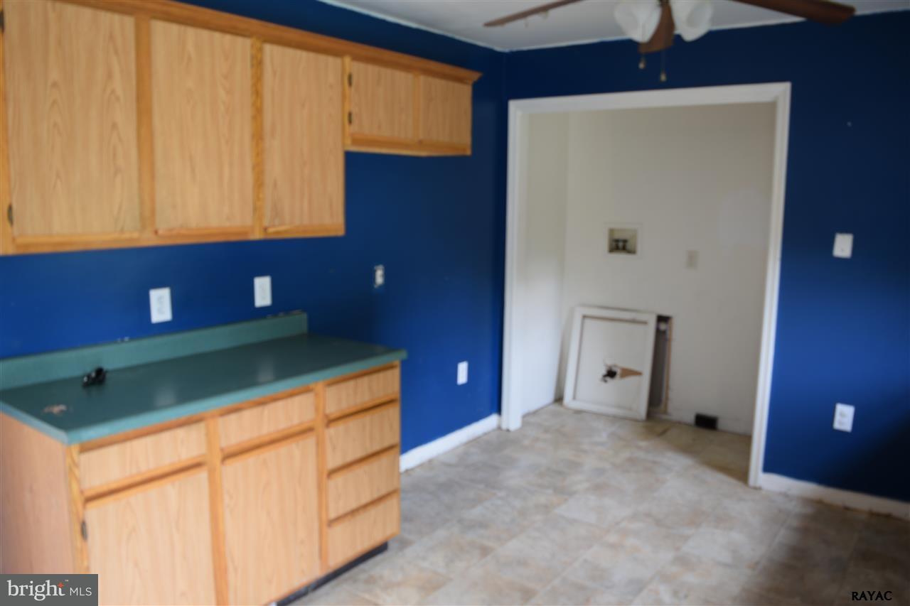 2909 Pentland Road Spring Grove, PA 17362 - Photo 8 of 28