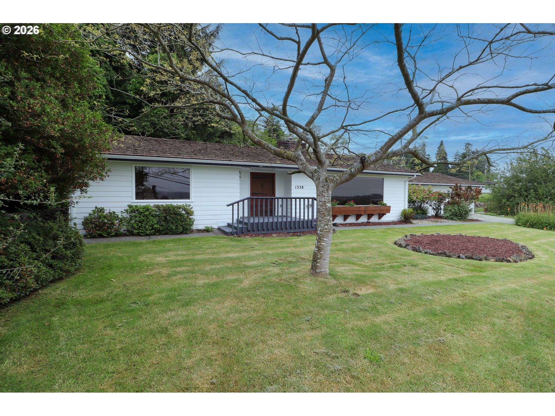 1338 D Street Coos Bay, OR 97420 - Photo 33 of 48
