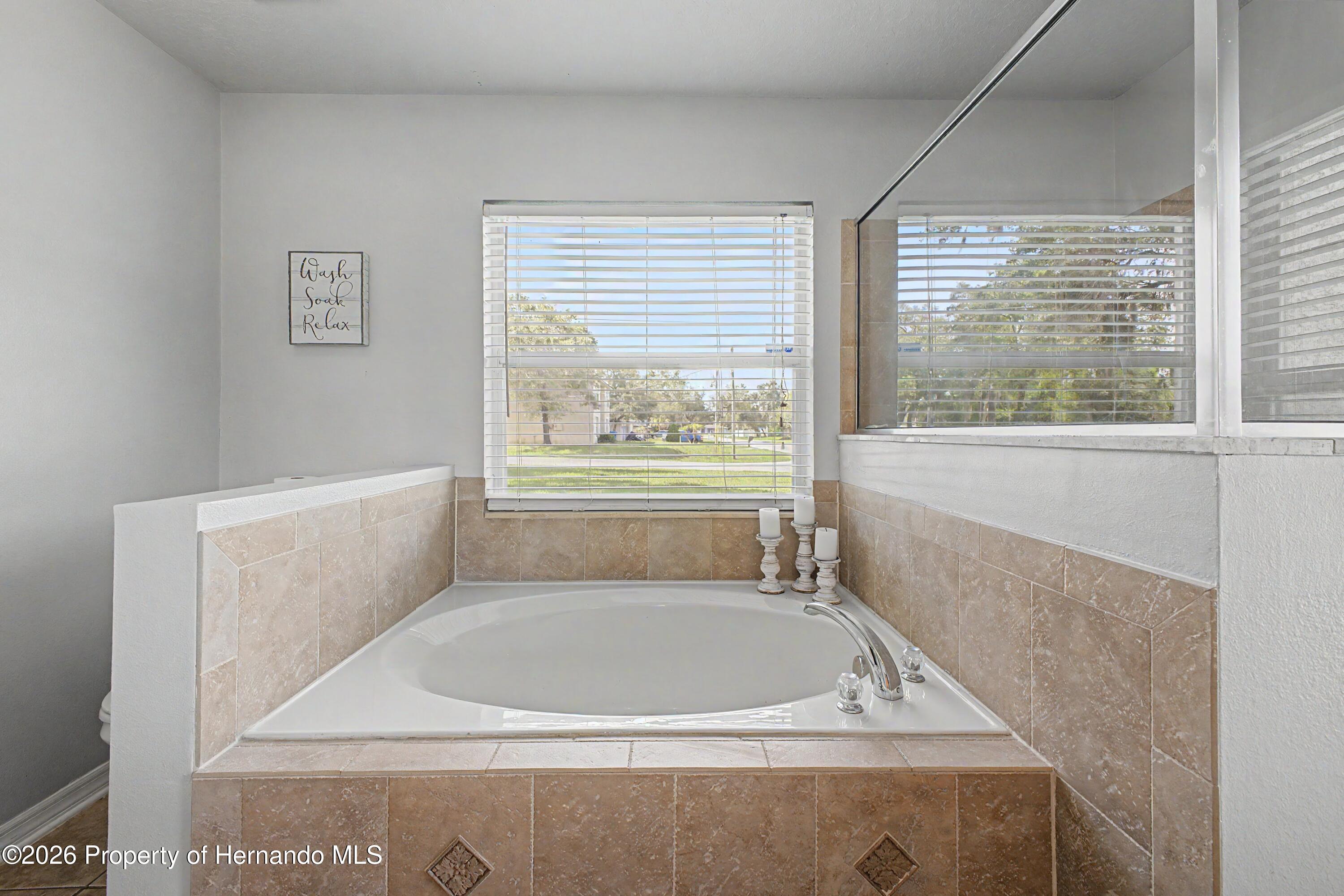 2262 Gaucho Avenue Spring Hill, FL 34608 - Photo 30 of 53 34_5W1A0412