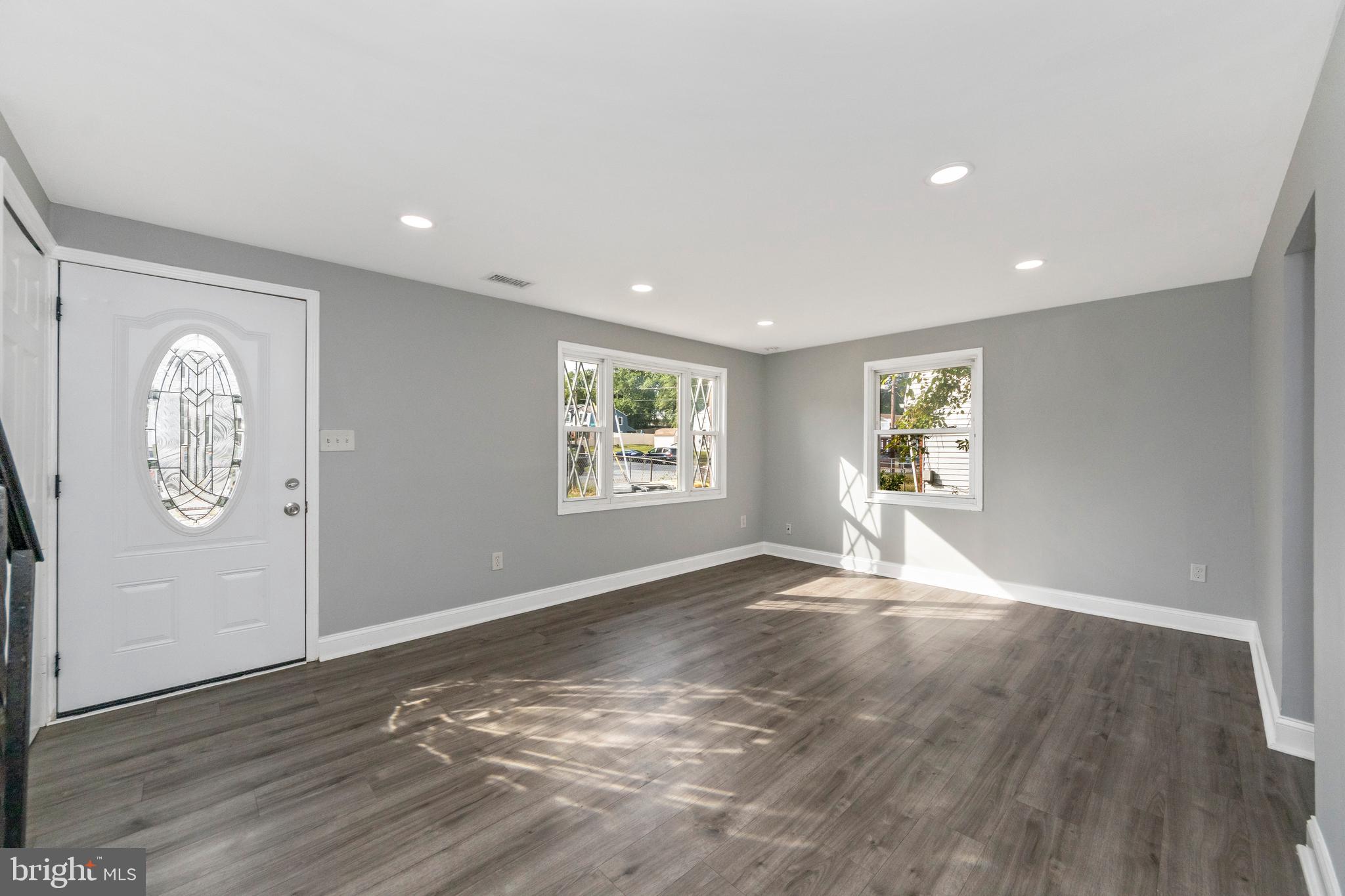 7702 Burnside Road Landover, MD 20785 - Photo 6 of 52