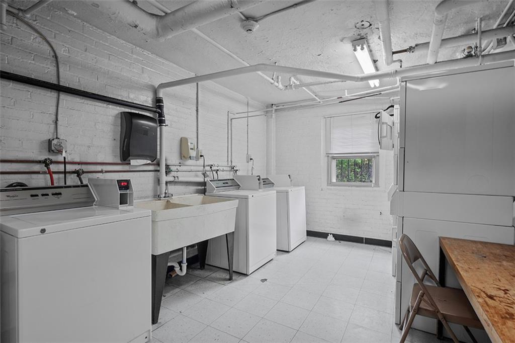 144 North Dithridge Street, Unit 210 Pittsburgh, PA 15213 - Photo 24 of 30