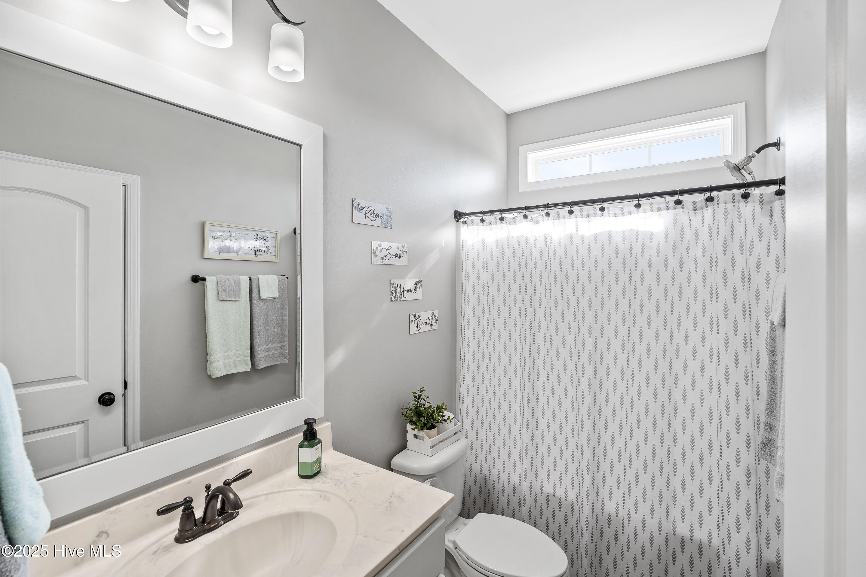 6484 Pinnacle Point Winnabow, NC 28479 - Photo 21 of 36 Full bath on main