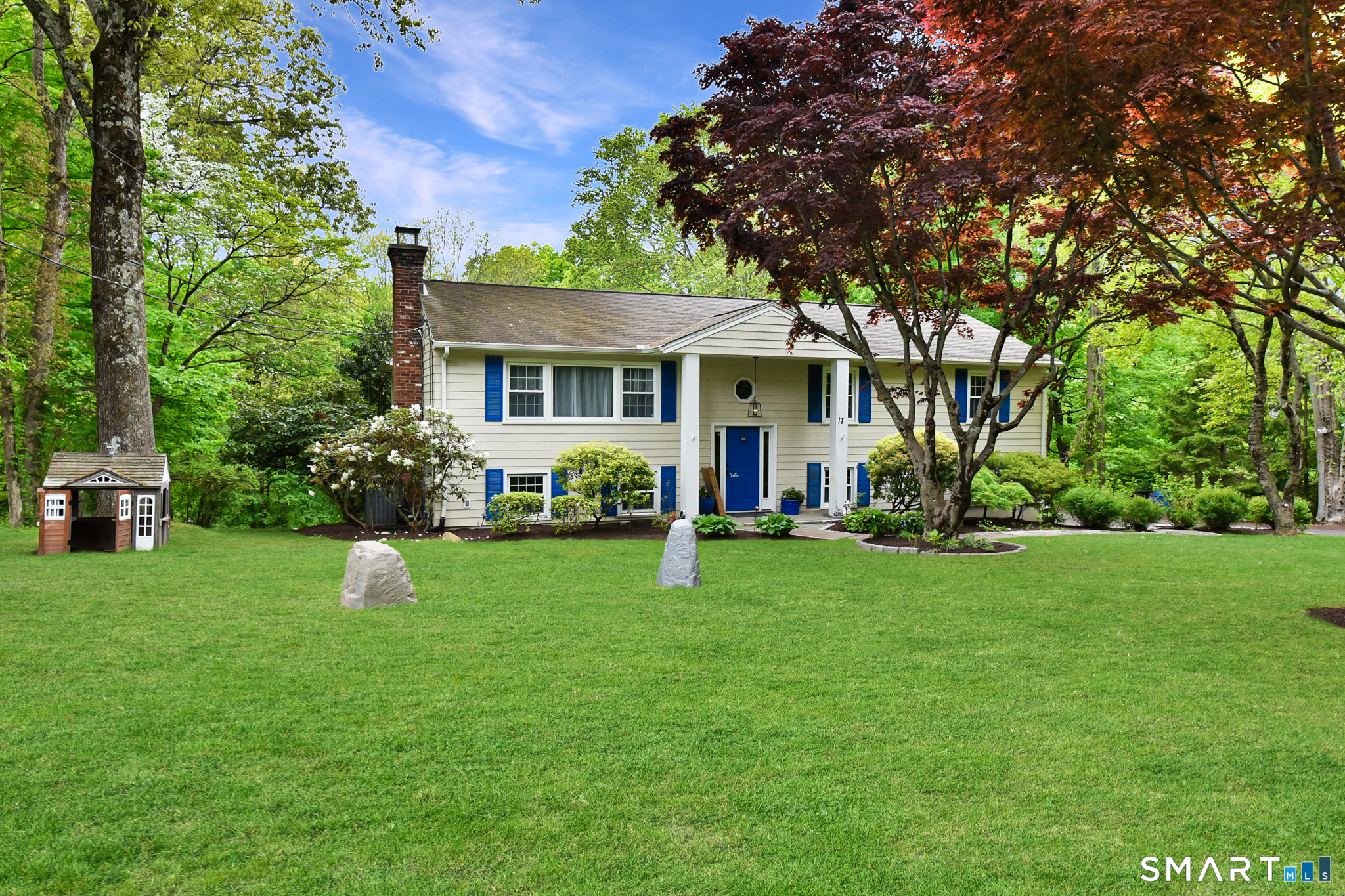 17 Grey Hollow Road Norwalk, CT 06850 - Photo 38 of 39