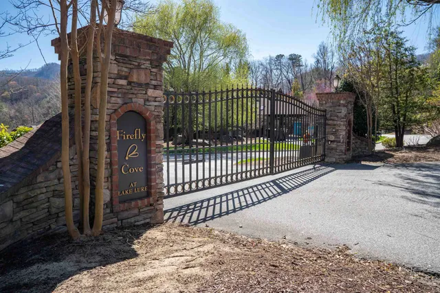 $88,000 | 126 Kellerman Point, Lake Lure, NC 28746