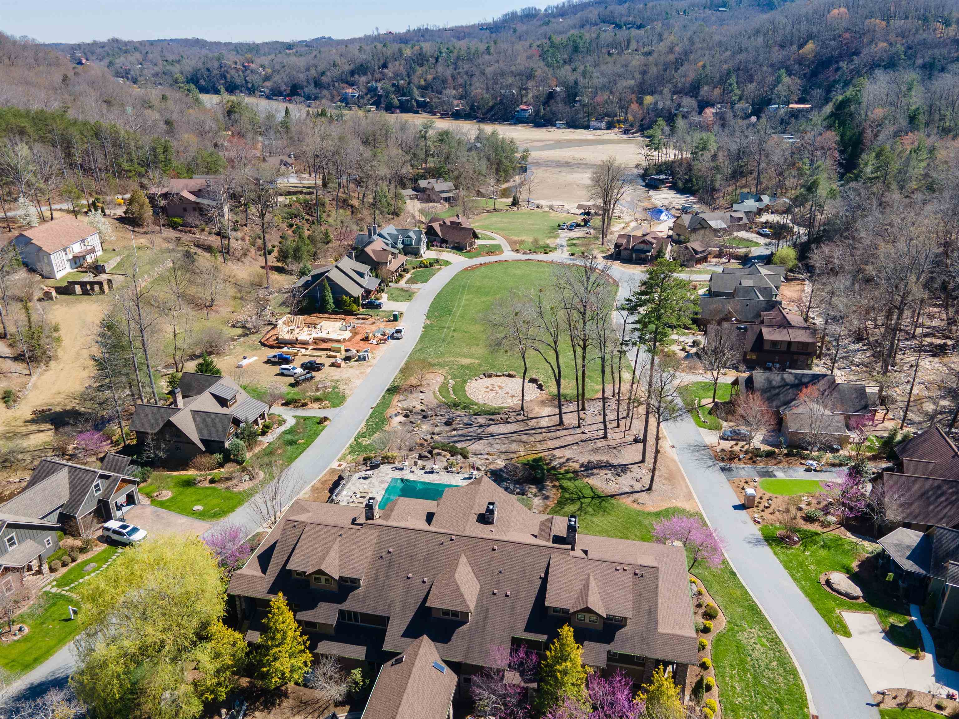 126 Kellerman Point Lake Lure, NC 28746 - Photo 10 of 30