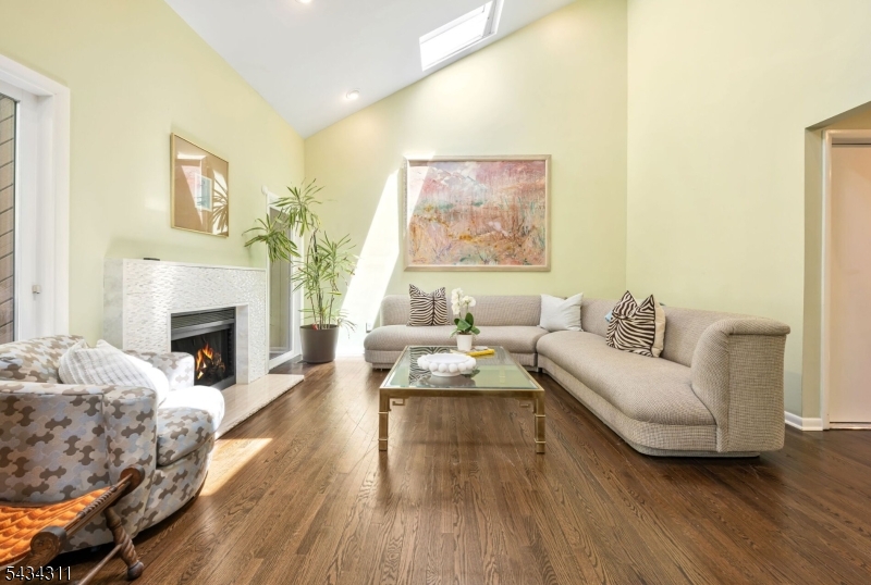 27 Moran Road West Orange, NJ 07052 - Photo 18 of 42
