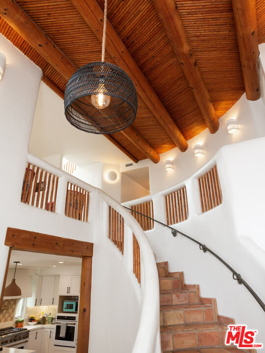 7137 Trask Avenue Playa del Rey, CA 90293 - Photo 4 of 46
