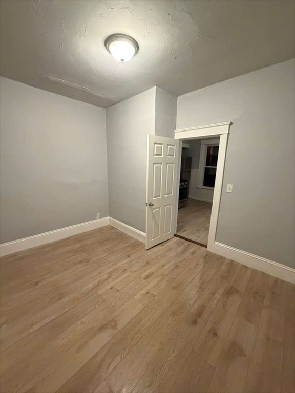 143 Dorcester Worcester, MA 01604 - Photo 10 of 20