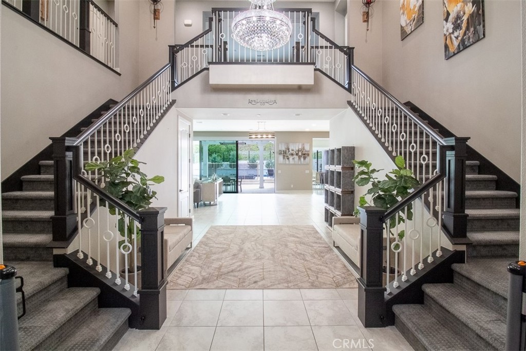 51 Egret Irvine, CA 92618 - Photo 4 of 24 a view of entryway and hall