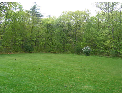 325 Westboro Road Upton, MA 01568 - Photo 12 of 12
