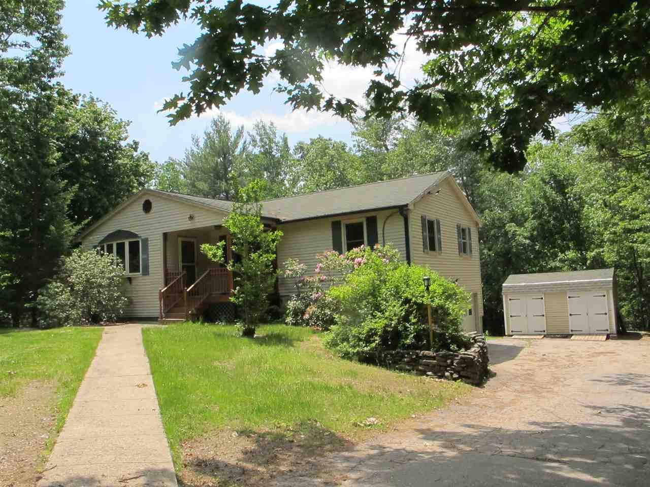 13 Ham Road Raymond, NH 03077 - Photo 1 of 25 Gallery Image 1