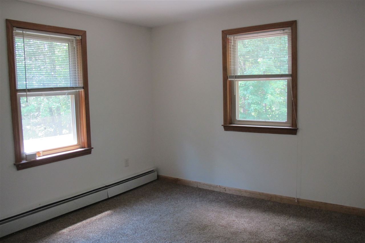 13 Ham Road Raymond, NH 03077 - Photo 11 of 25 Gallery Image 11