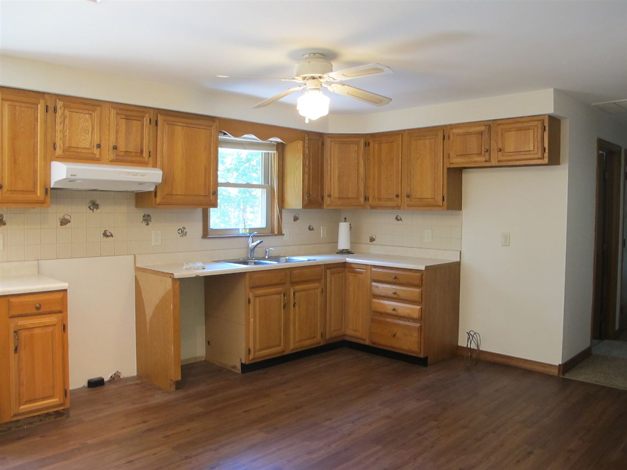 13 Ham Road Raymond, NH 03077 - Photo 3 of 25 Gallery Image 3