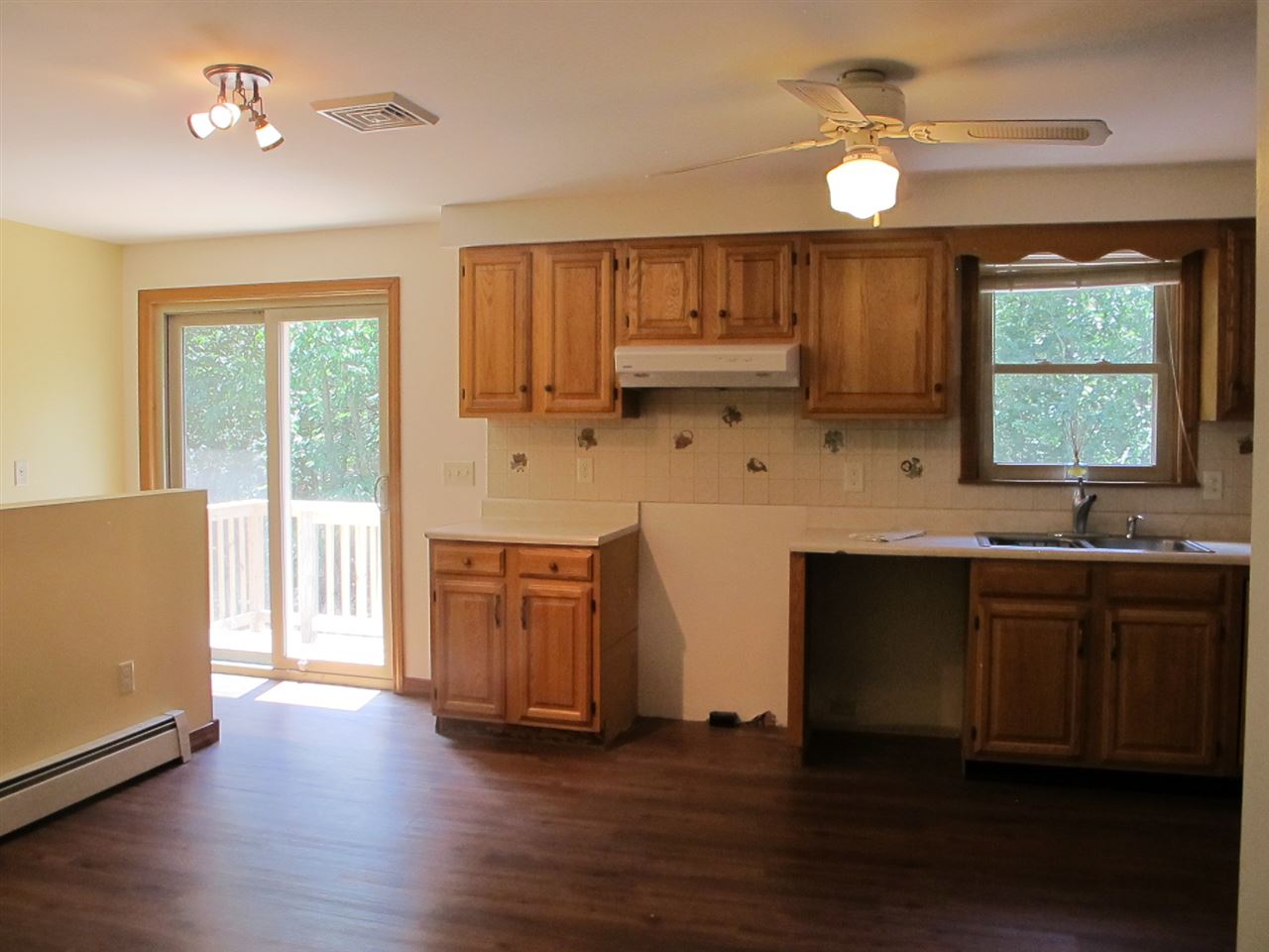 13 Ham Road Raymond, NH 03077 - Photo 4 of 25 Gallery Image 4