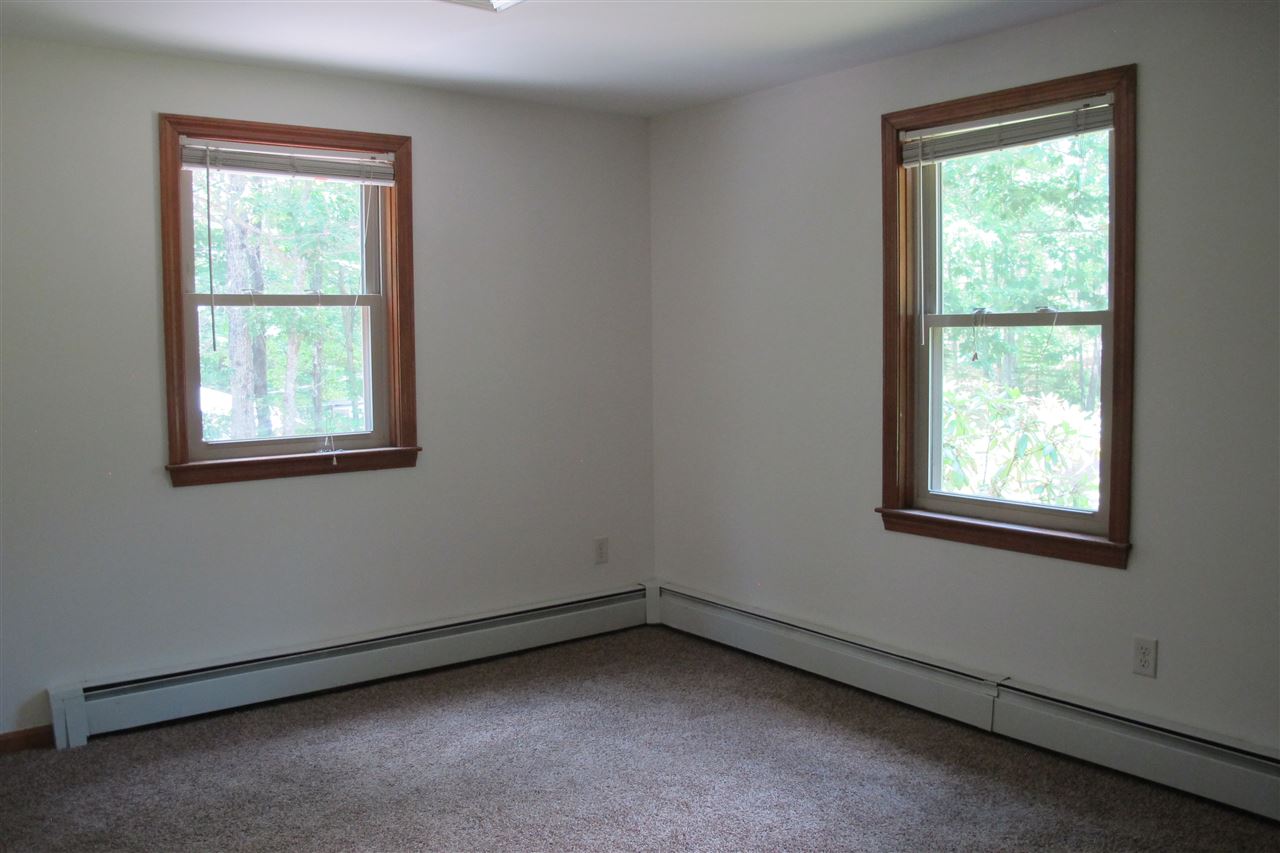 13 Ham Road Raymond, NH 03077 - Photo 10 of 25 Gallery Image 10