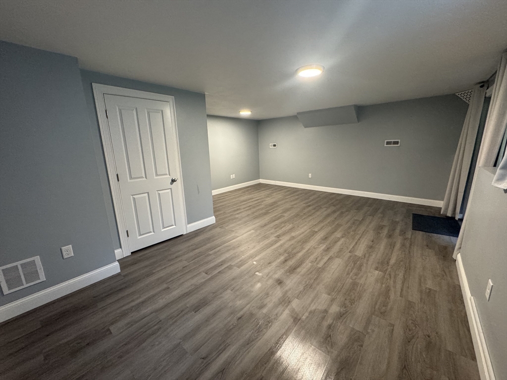 112 High Street Carver, MA 02330 - Photo 19 of 25