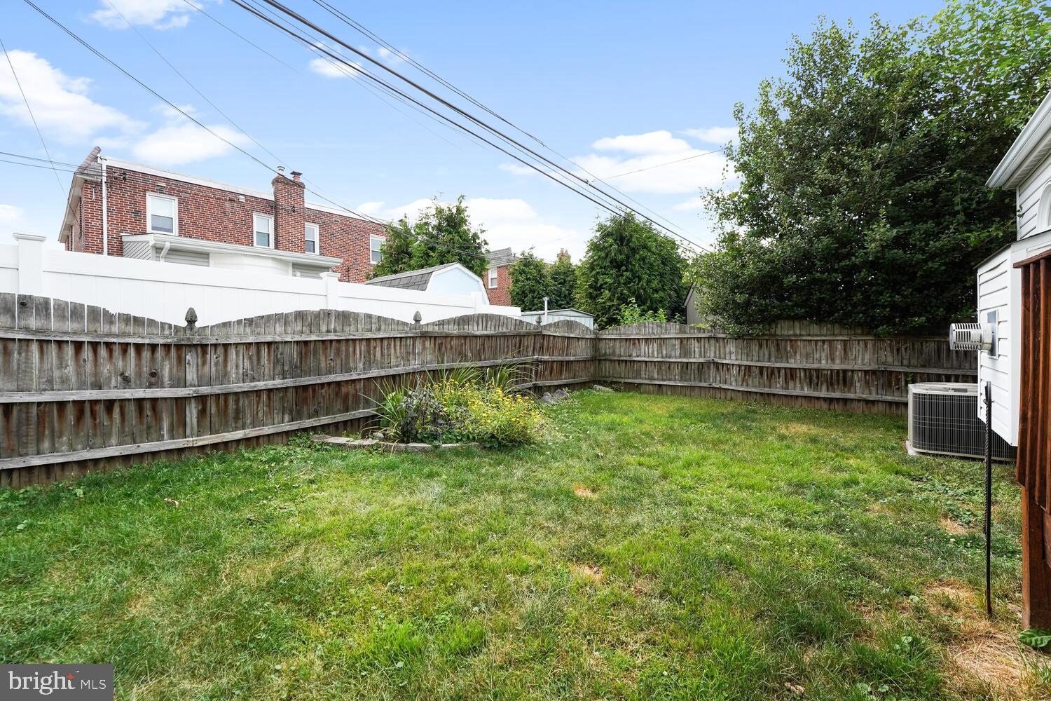 422 East Rodgers Street Ridley Park, PA 19078 - Photo 26 of 27 yard