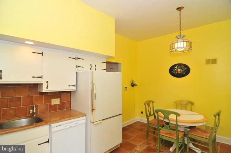 Kitchen #2