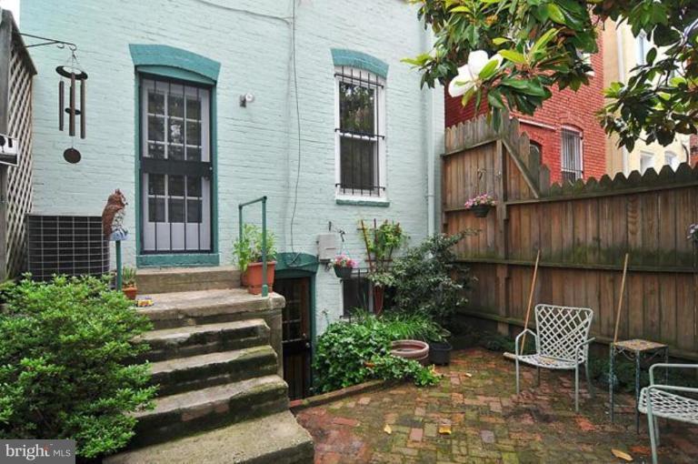 710 8th Street Northeast Washington, DC 20002 - Photo 8 of 21 Patio