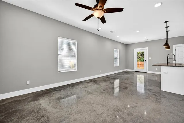 $1,500 | 1507 South 7th Avenue, Denison, TX 75021