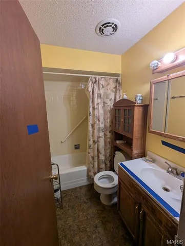 $130,000 | 1315 Hendrick Drive, St. Louis, MO 63135