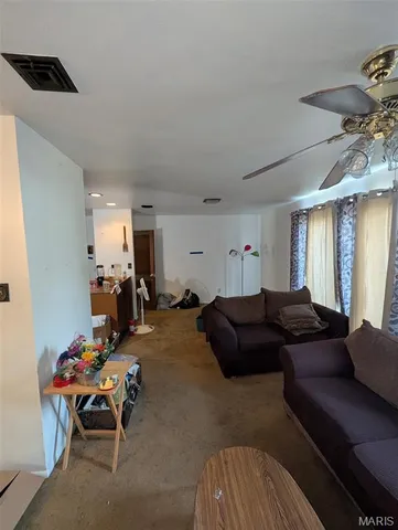 $130,000 | 1315 Hendrick Drive, St. Louis, MO 63135