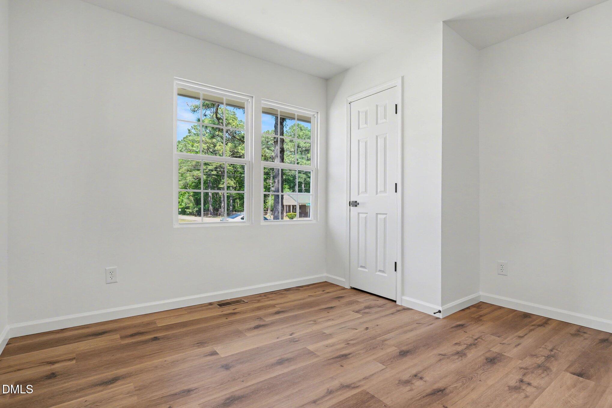 4734 Hathaway Road Wilson, NC 27893 - Photo 14 of 27 019_file_2130