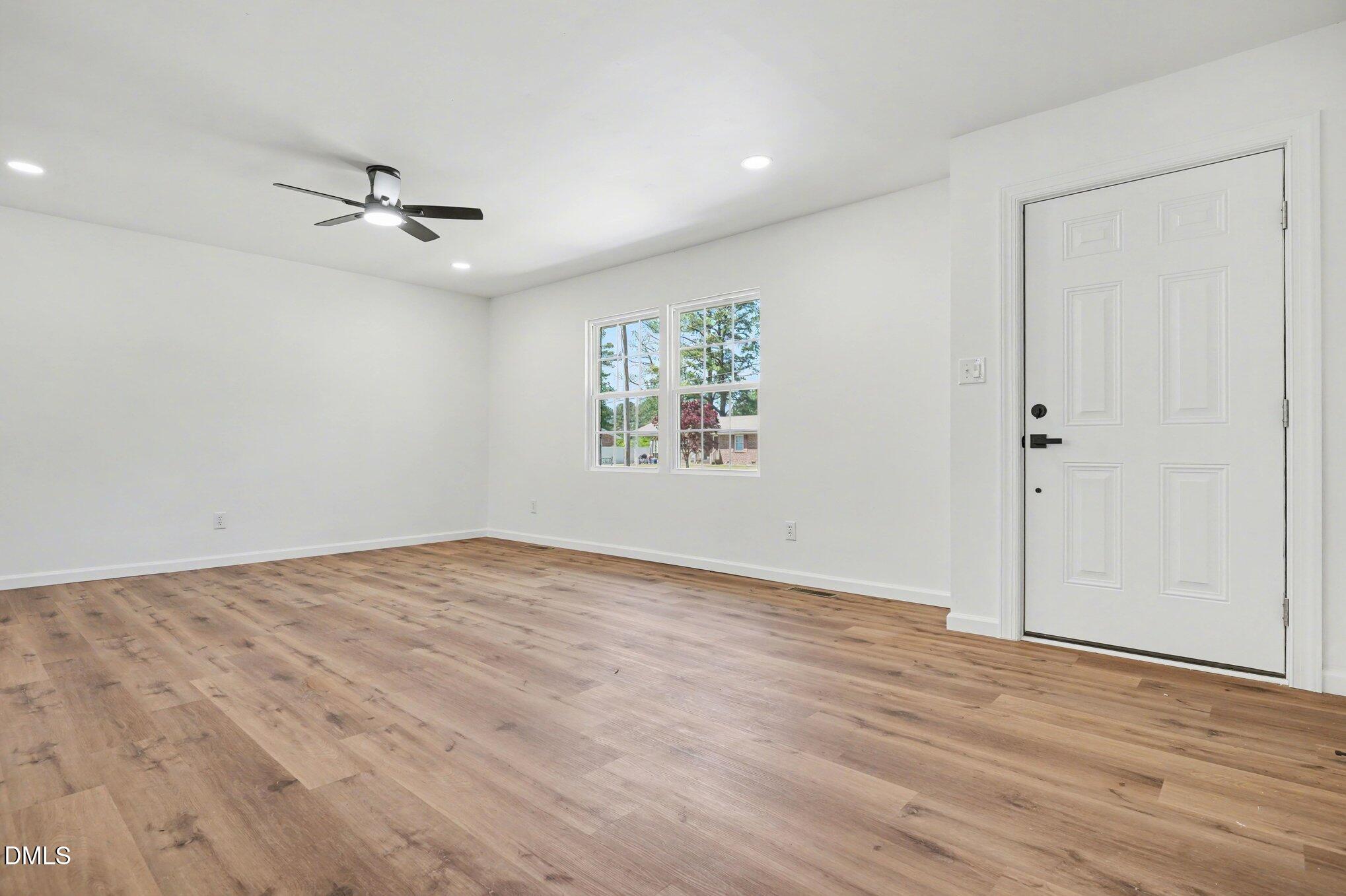 4734 Hathaway Road Wilson, NC 27893 - Photo 5 of 27 006_file_1563