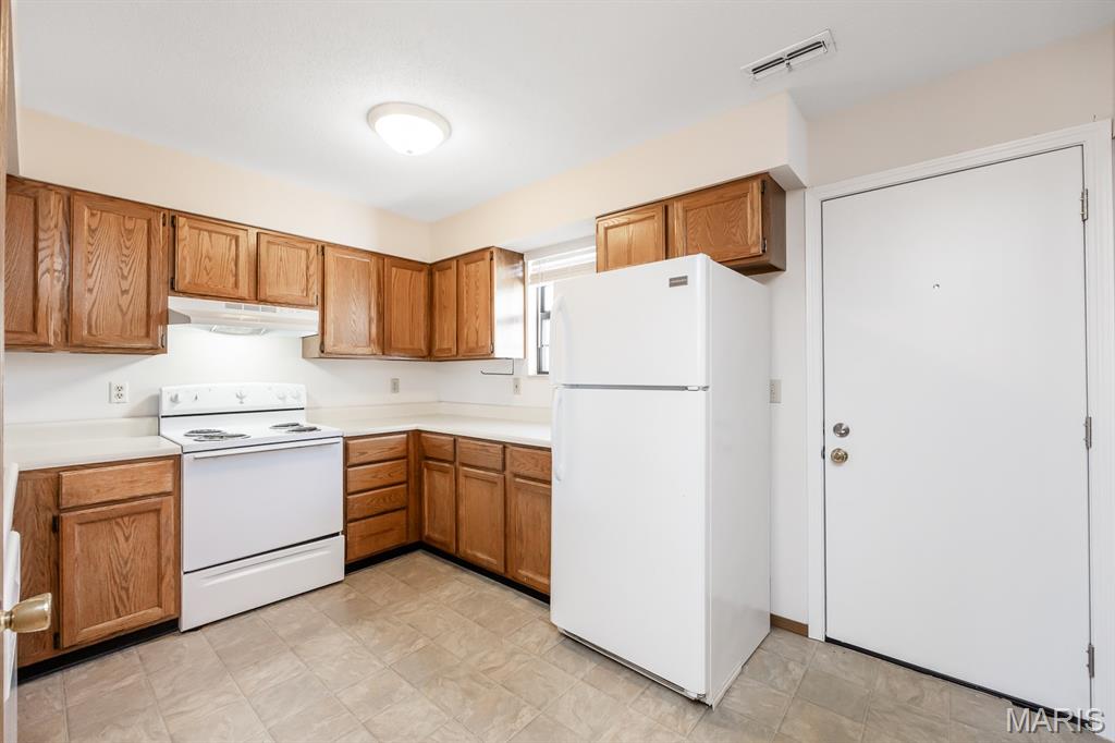 411 Donna Drive O'Fallon, IL 62269 - Photo 8 of 22