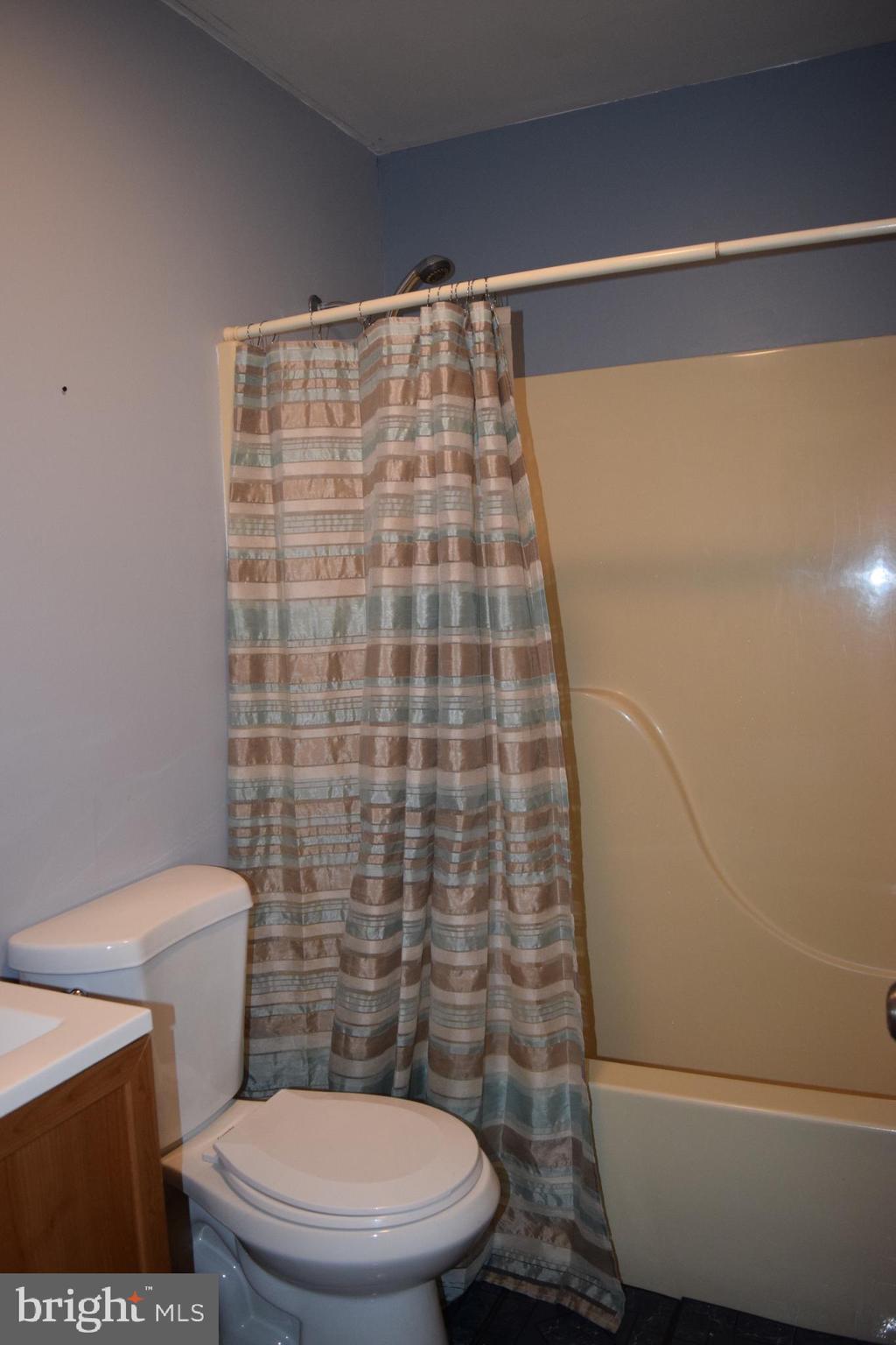 7793 East Shore Road Pasadena, MD 21122 - Photo 14 of 34 Gallery Image 14