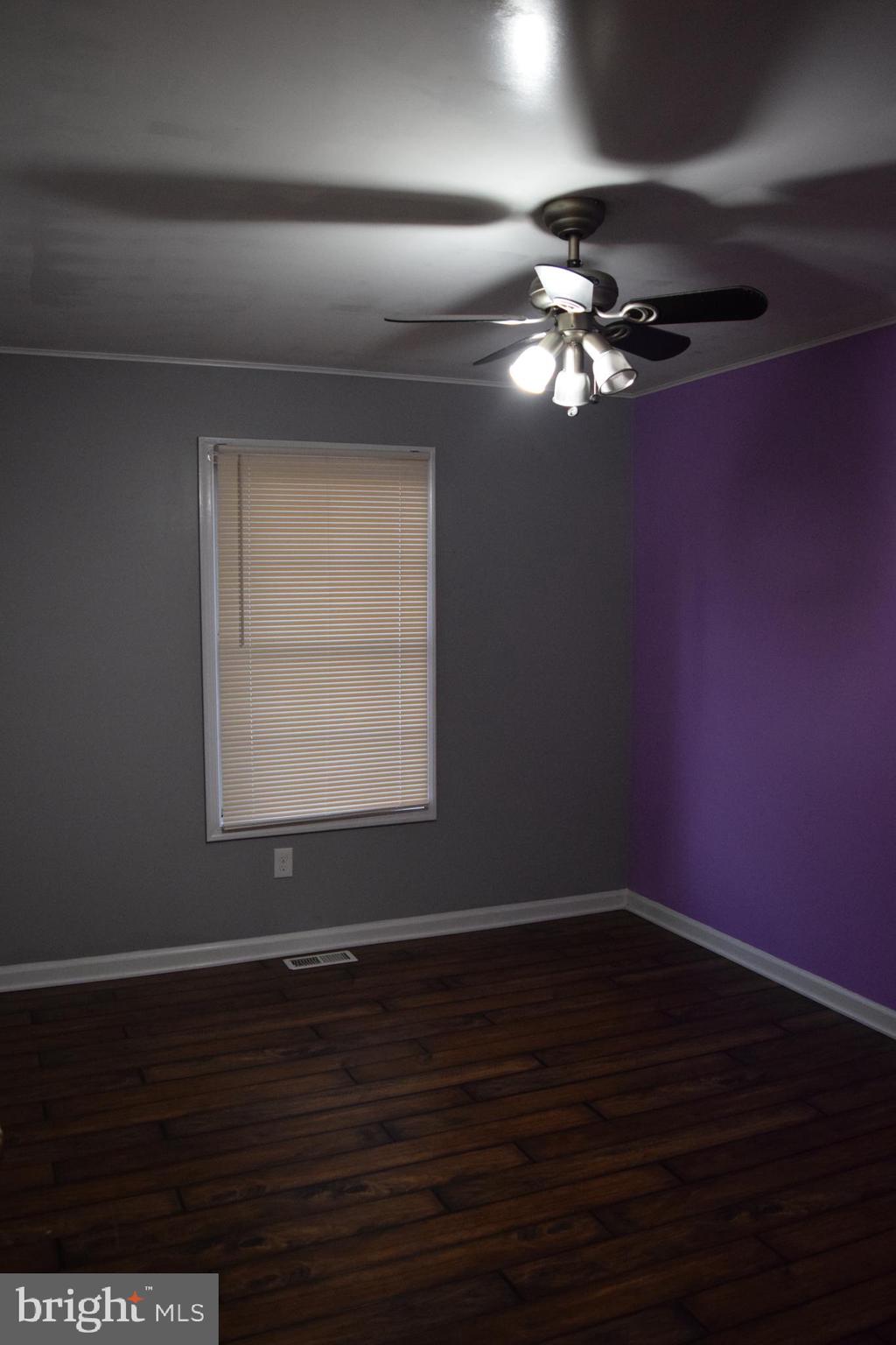 7793 East Shore Road Pasadena, MD 21122 - Photo 24 of 34 Gallery Image 24