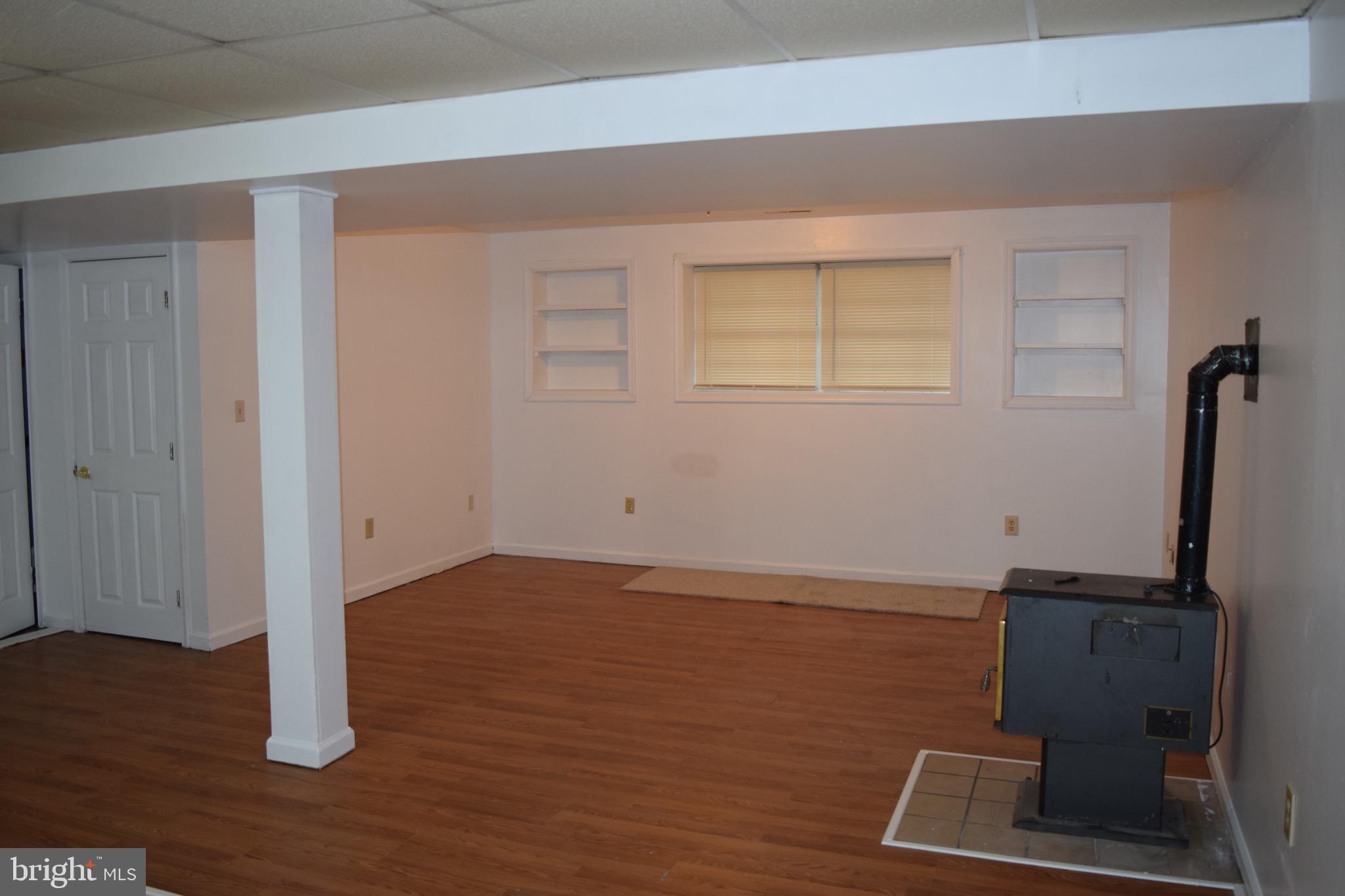 7793 East Shore Road Pasadena, MD 21122 - Photo 26 of 34 Gallery Image 26