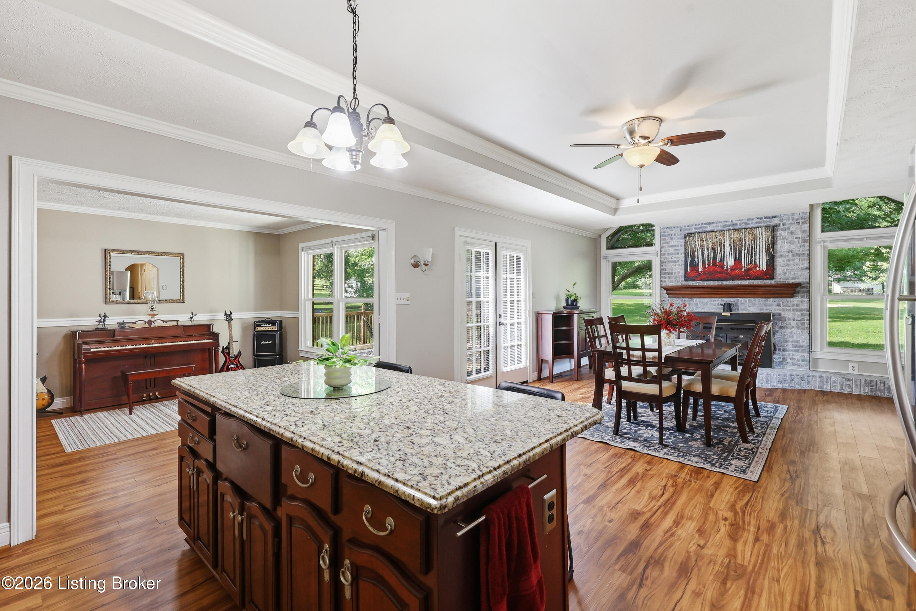 194 Old Coach Road Nicholasville, KY 40356 - Photo 66 of 81 Kitchen/Den