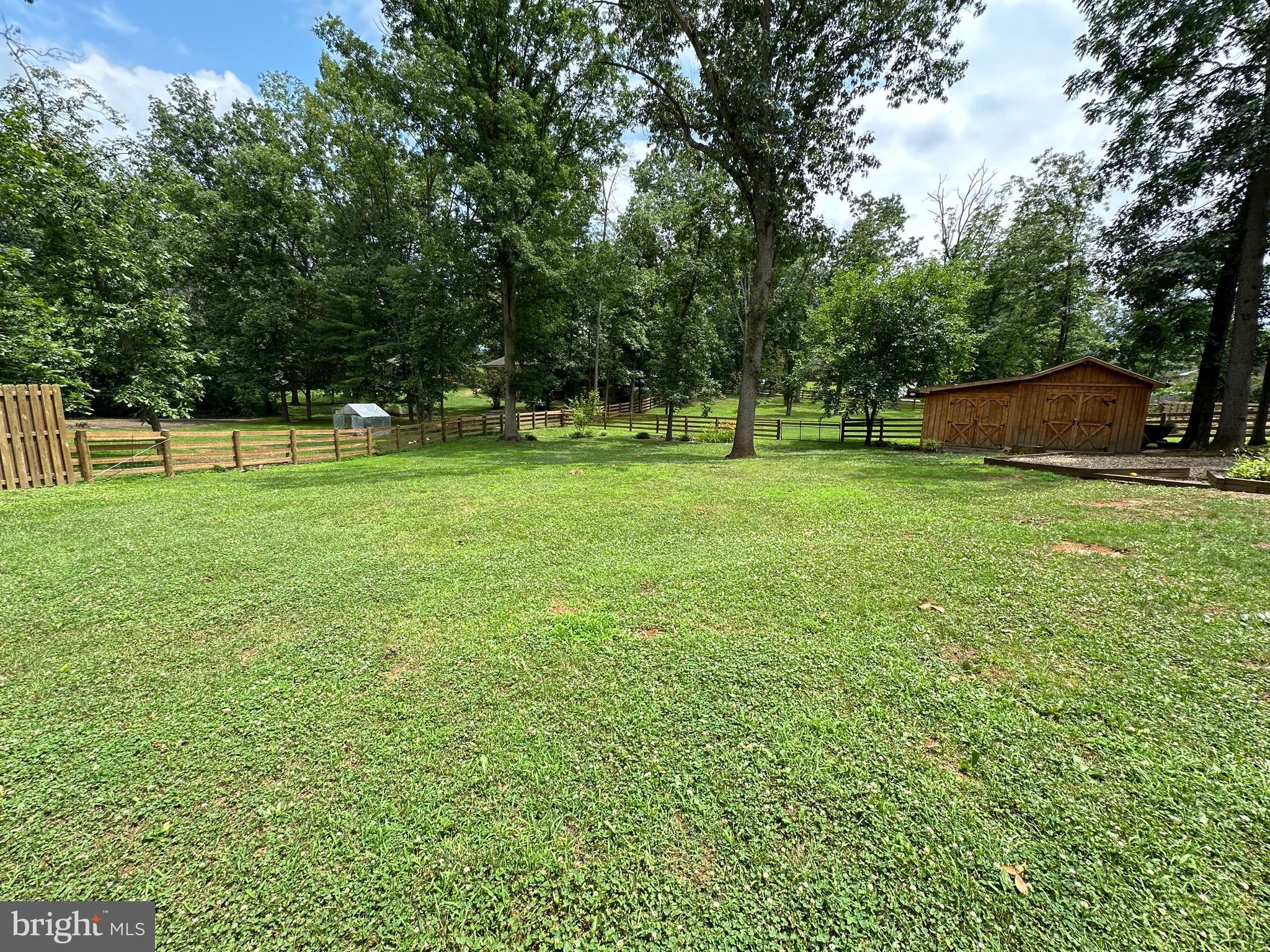 579 Circle View Road Luray, VA 22835 - Photo 11 of 65