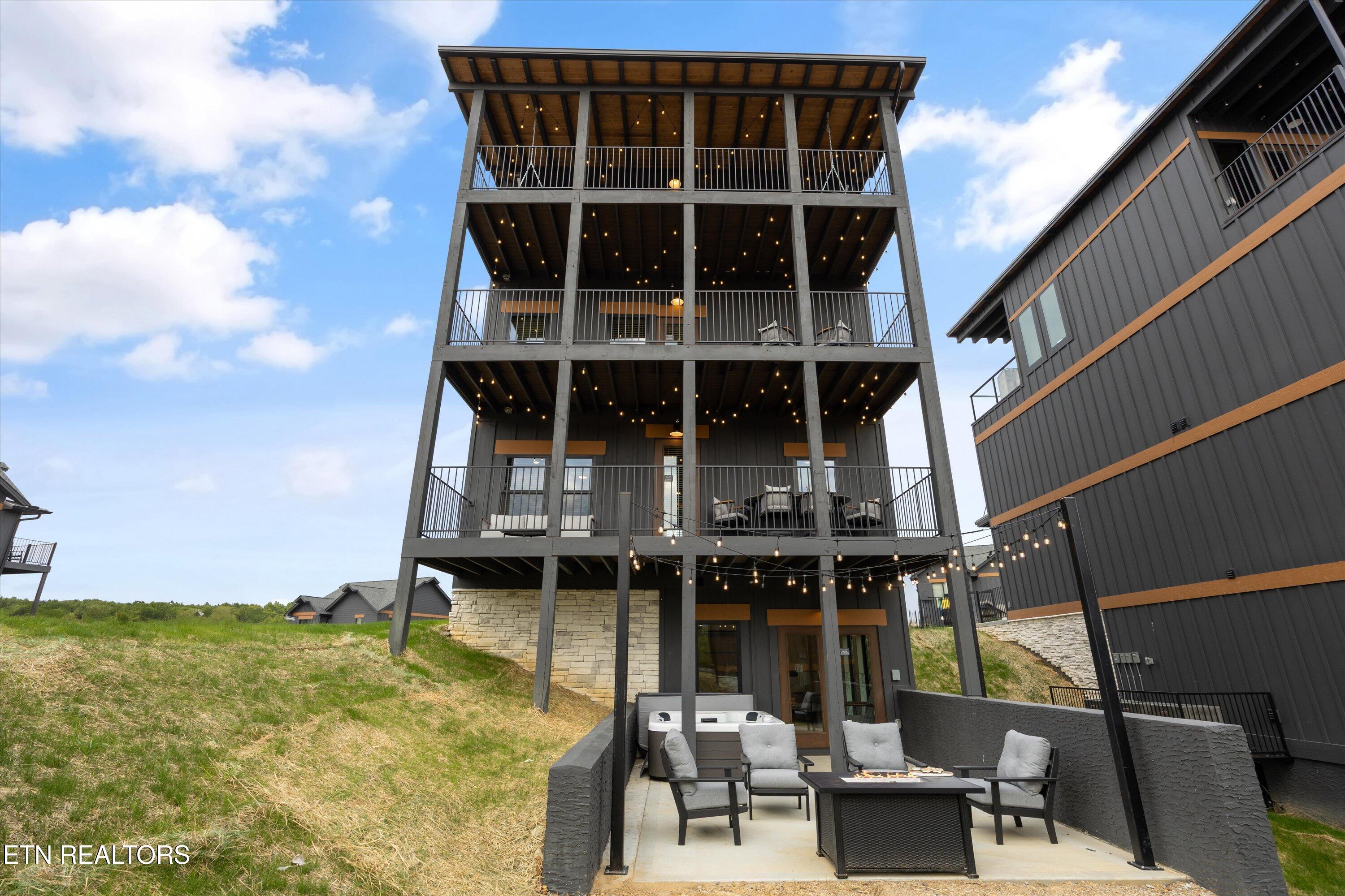 297 Rambling Crk Way, Unit LOT144R Sevierville, TN 37862 - Photo 17 of 58 017-297 Rambling Crk Wy-01