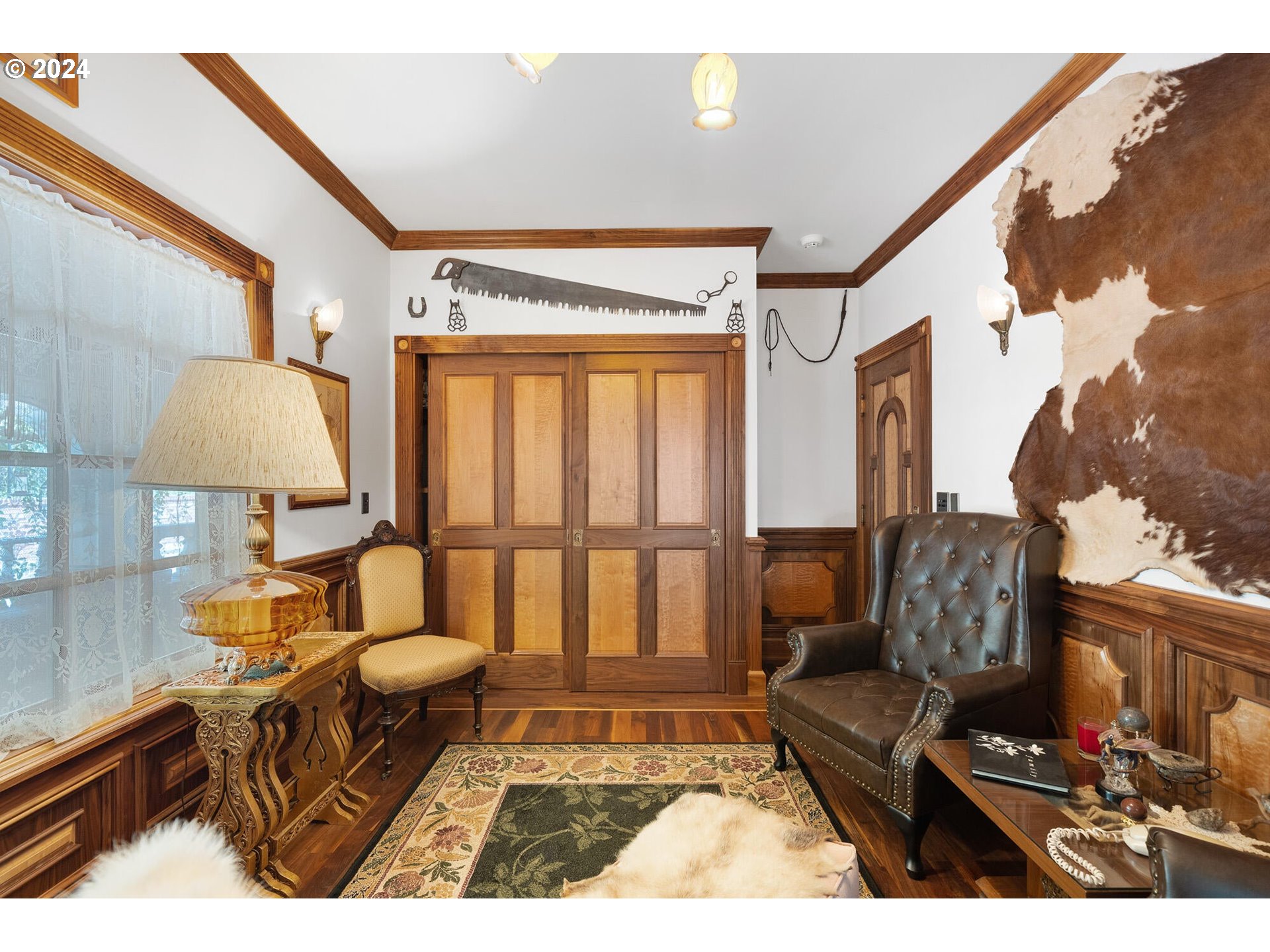 11250 Whiskey Creek Road Tillamook, OR 97141 - Photo 18 of 48 a living room with furniture and a window
