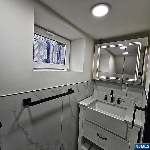 58 4th Street Ridgefield Park, NJ 07660 - Photo 9 of 15