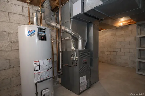 $915,000 | 22 Palisades Court, Pomona, NY 10970