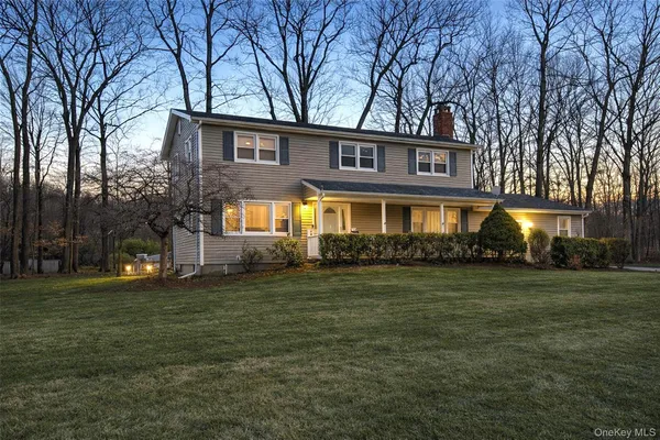 $915,000 | 22 Palisades Court, Pomona, NY 10970