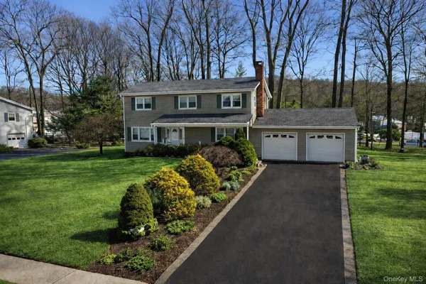 $915,000 | 22 Palisades Court, Pomona, NY 10970