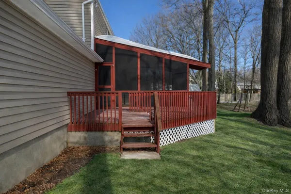 $915,000 | 22 Palisades Court, Pomona, NY 10970