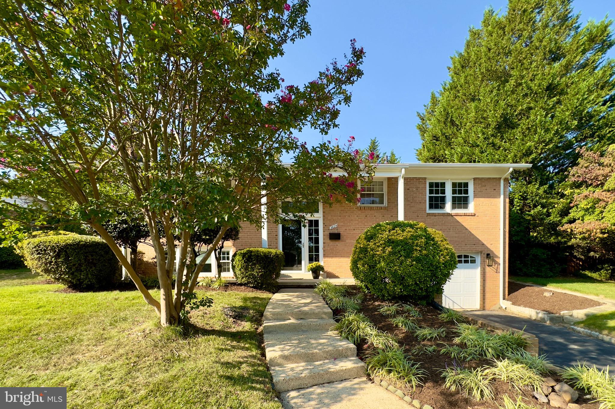 3424 Ramsgate Terrace Alexandria, VA 22309 - Photo 1 of 41