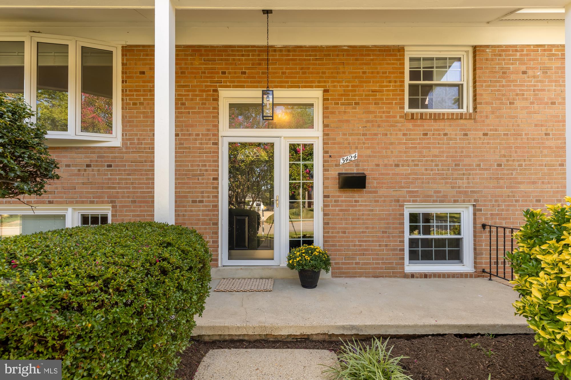 3424 Ramsgate Terrace Alexandria, VA 22309 - Photo 2 of 41