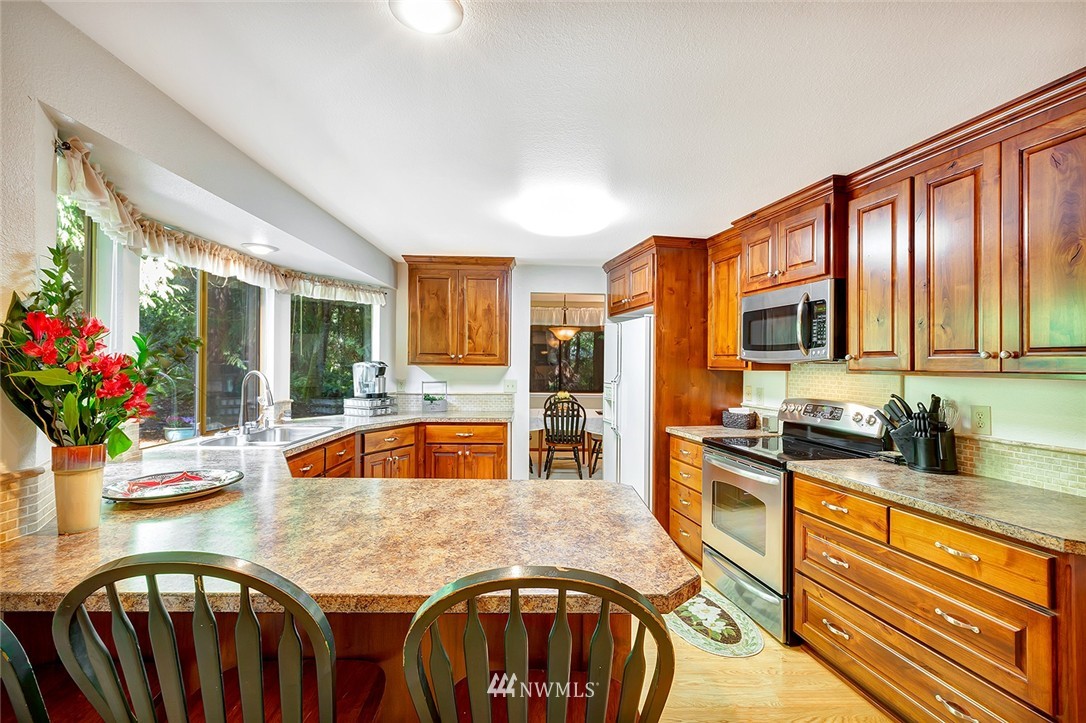 29224 Northeast Tolt Hill Road Carnation, WA 98014 - Photo 2 of 16 Gallery Image 2